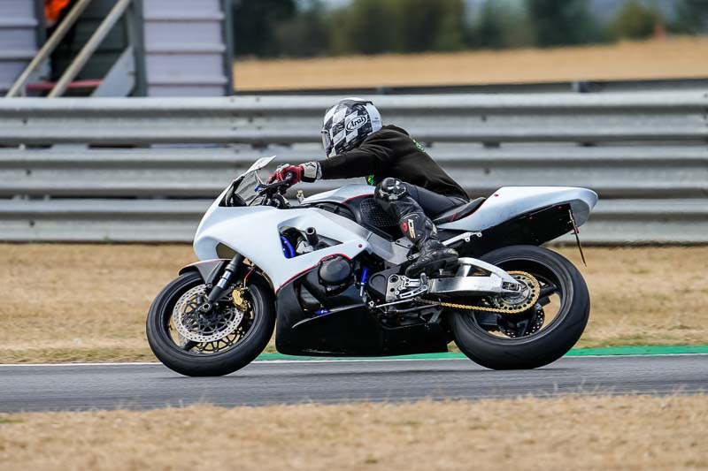 enduro digital images;event digital images;eventdigitalimages;no limits trackdays;peter wileman photography;racing digital images;snetterton;snetterton no limits trackday;snetterton photographs;snetterton trackday photographs;trackday digital images;trackday photos